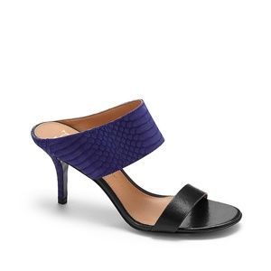 Vince Camuto Signature Nyree Embossed Leather